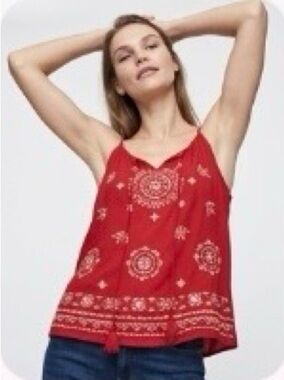 SOLITAIRE Tank Top Spaghetti Strap Red w/Cream Stitch Design Women Size M